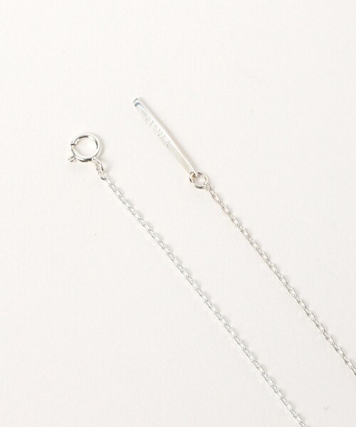 Demi-Luxe BEAMS（デミルクス ビームス）の「FIBULA / オニキス×クリスタル ネックレス シルバー（ネックレス・レディース・シルバー・ONE SIZE）」の3枚目の写真