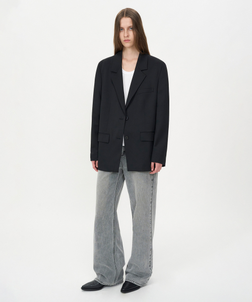 INSILENCE WOMEN（インサイレンスウーマン）の「ミニマルオーバーサイズブレザーBLACK（テーラードジャケット・レディース・その他・X-SMALL/SMALL/MEDIUM）」の9枚目の写真