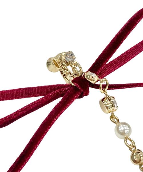 WILLSELECTION（ウィルセレクション）の「ロングベロアリボンパールイヤリング（イヤリング・レディース・ブラック/ボルドー・FREE）」の4枚目の写真