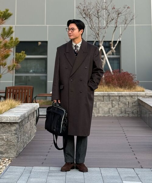 BESLOW(ビースロー)の「OVERSIZED CASHMERE DOUBLE BREASTED COAT MELANGE BROWN(チェスターコート・メンズ・その他・LARGE/MEDIUM/SMALL/X-LARGE/X-SMALL)」の17枚目の写真