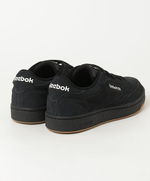 Reebok(リーボック)の「【別注】リーボック クラブシー 85_CLUB C 85 限定コラボ(スニーカー・メンズ・ブラック・25.5cm/25.0cm/28.0cm/27.5cm/27.0cm/26.5cm/26.0cm)」の2枚目の写真