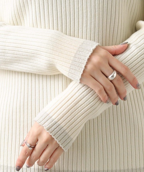 Gready Brilliant（グレディブリリアン）の「リブハイネック袖口ラメニット（ニット/セーター・レディース・アイボリー/ブラウン/レッド・FREE）」の6枚目の写真