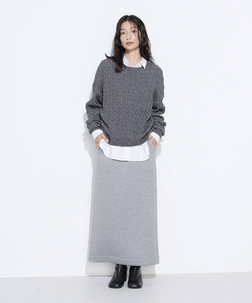 COMME CA Wardrobe(コムサワードローブ)の「ケーブル編 ニットプルオーバー(ニット/セーター・レディース・アイボリー/チャコール/イエロー・FREE)」の11枚目の写真