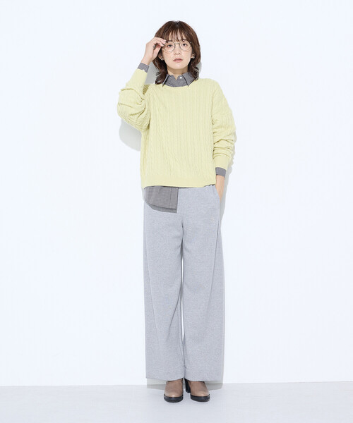 COMME CA Wardrobe(コムサワードローブ)の「ケーブル編 ニットプルオーバー(ニット/セーター・レディース・アイボリー/チャコール/イエロー・FREE)」の14枚目の写真