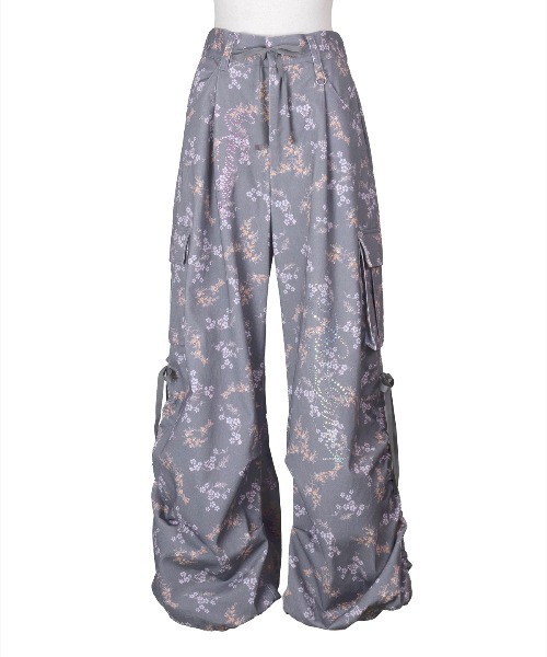 rurumu:(ルルムウ)の「rurumu:/ルルムウ/drawstring rhinestone cargo pants(その他パンツ・レディース・グレー/オリーブ/ブラック/アイボリー・L/M)」の3枚目の写真