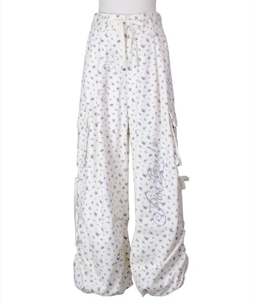 rurumu:(ルルムウ)の「rurumu:/ルルムウ/drawstring rhinestone cargo pants(その他パンツ・レディース・グレー/オリーブ/ブラック/アイボリー・L/M)」の2枚目の写真