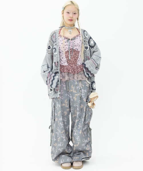 rurumu:(ルルムウ)の「rurumu:/ルルムウ/drawstring rhinestone cargo pants(その他パンツ・レディース・グレー/オリーブ/ブラック/アイボリー・L/M)」の13枚目の写真