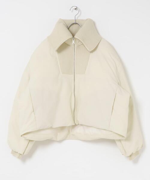 SENSE OF PLACE by URBAN RESEARCH(センスオブプレイスバイアーバンリサーチ)の「ビッグカラーショートパフジャケット(ダウンジャケット/コート・レディース・カーキ/ライトベージュ/ブラック・ONE)」の9枚目の写真