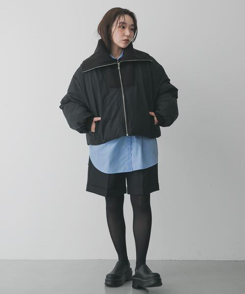 SENSE OF PLACE by URBAN RESEARCH(センスオブプレイスバイアーバンリサーチ)の「ビッグカラーショートパフジャケット(ダウンジャケット/コート・レディース・カーキ/ライトベージュ/ブラック・ONE)」の16枚目の写真