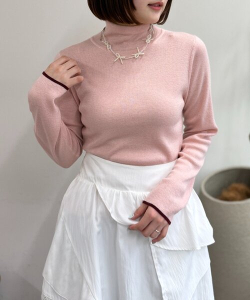 w closet(ダブルクローゼット)の「配色ラメタートルニット(ニット/セーター・レディース・ピンク/ブラウン/チャコールグレー/アイボリー・FREE)」の22枚目の写真