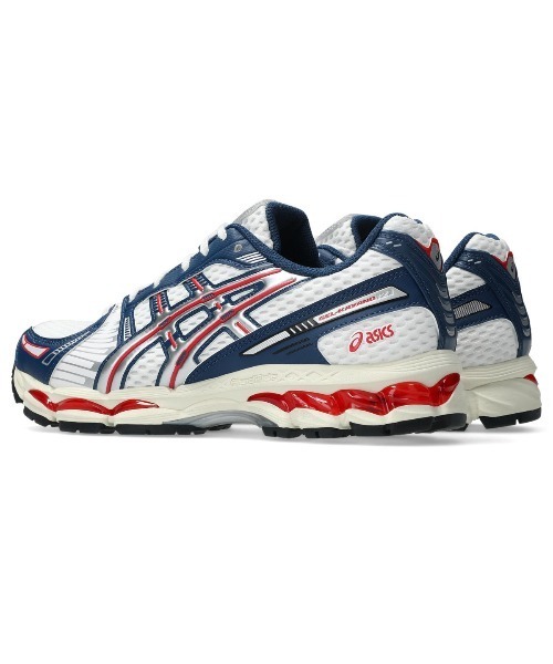 ASICS(アシックス)の「ASICS GEL-KAYANO 12.1(アシックス ゲルカヤノ 12.1)(スニーカー・メンズ・ブラック系/ホワイト系・26cm/26.5cm/27cm/27.5cm/28cm/28.5cm/29cm)」の3枚目の写真