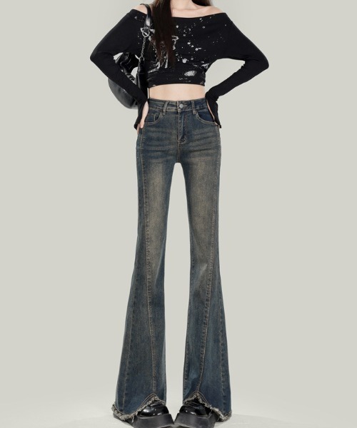 Teem Store(チームストア)の「裾フリンジ ストレッチフレアデニムパンツ 美脚効果(デニムパンツ・レディース・ダークグレー・M/L)」の6枚目の写真