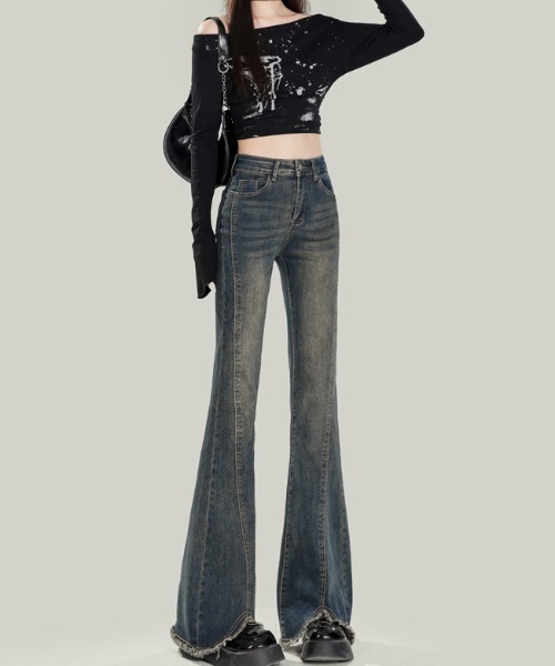 Teem Store(チームストア)の「裾フリンジ ストレッチフレアデニムパンツ 美脚効果(デニムパンツ・レディース・ダークグレー・M/L)」の12枚目の写真