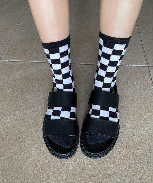 THENOPI（ザノピ）の「キノイ イソン 4cm ヒールアップレザーサンダル（サンダル・レディース・ブラック・23cm/24cm/25cm/26cm/27cm/28cm/29cm）」の10枚目の写真