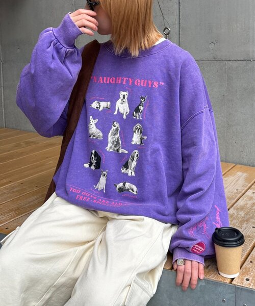 SOUNDSGOOOOD(サウンズグッド)の「【SOUNDS GOOOOD】DOGプリント刺繍ヴィンテージスウェット(スウェット・レディース・グリーン/パープル/グレー/ブラック・ONE SIZE)」の4枚目の写真