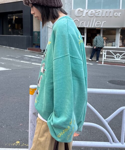 SOUNDSGOOOOD(サウンズグッド)の「【SOUNDS GOOOOD】DOGプリント刺繍ヴィンテージスウェット(スウェット・レディース・グリーン/パープル/グレー/ブラック・ONE SIZE)」の20枚目の写真