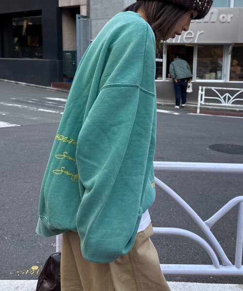 SOUNDSGOOOOD(サウンズグッド)の「【SOUNDS GOOOOD】DOGプリント刺繍ヴィンテージスウェット(スウェット・レディース・グリーン/パープル/グレー/ブラック・ONE SIZE)」の21枚目の写真