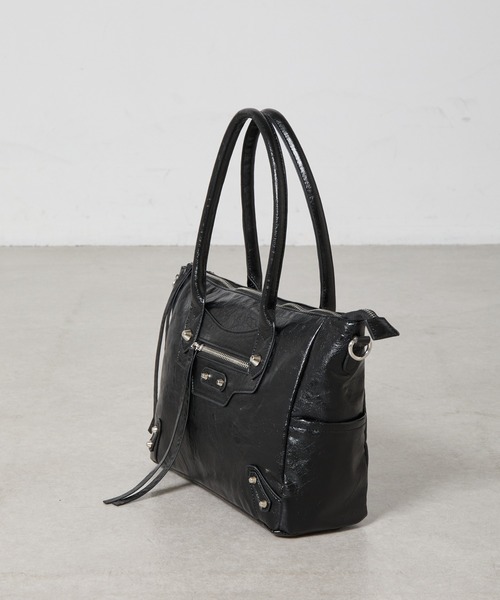 COLONY 2139（コロニートゥーワンスリーナイン）の「スタッズハンドバッグ（ショルダーバッグ・レディース・ブラック/ブラウン・FREE）」の21枚目の写真