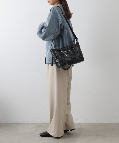 COLONY 2139（コロニートゥーワンスリーナイン）の「スタッズハンドバッグ（ショルダーバッグ・レディース・ブラック/ブラウン・FREE）」の11枚目の写真