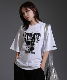 LIKE THE MOST（ライクザモースト）の「LTMT モノグラムラウンドオーバーTシャツ_ホワイト（Tシャツ/カットソー）」