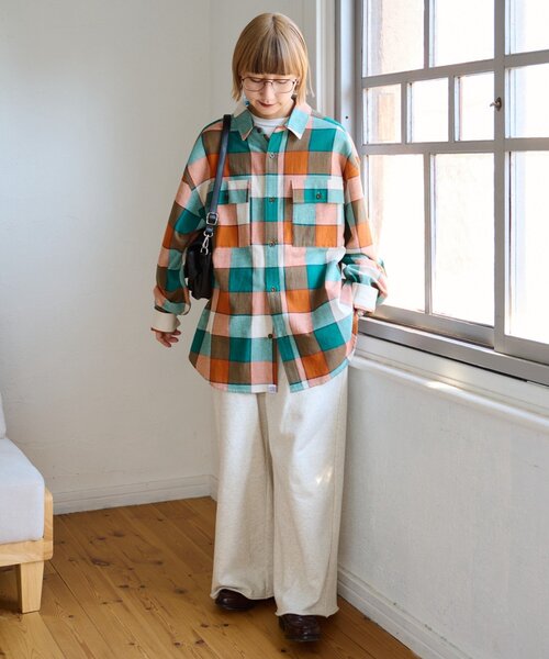 CIAOPANIC TYPY(チャオパニックティピー)の「【ユニセックス】パナマ織り/袖配色/チェックシャツジャケット(シャツ/ブラウス・メンズ・ベージュ/ピンク/ブラウン/グリーン・MEDIUM/LARGE)」の14枚目の写真