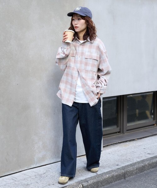 CIAOPANIC TYPY(チャオパニックティピー)の「【ユニセックス】パナマ織り/袖配色/チェックシャツジャケット(シャツ/ブラウス・メンズ・ベージュ/ピンク/ブラウン/グリーン・MEDIUM/LARGE)」の21枚目の写真