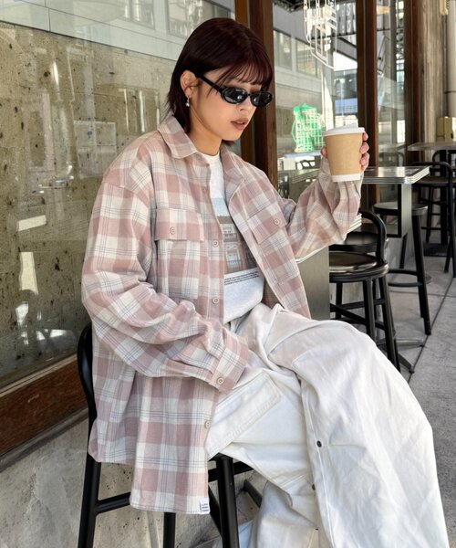 CIAOPANIC TYPY(チャオパニックティピー)の「【ユニセックス】パナマ織り/袖配色/チェックシャツジャケット(シャツ/ブラウス・メンズ・ベージュ/ピンク/ブラウン/グリーン・MEDIUM/LARGE)」の22枚目の写真