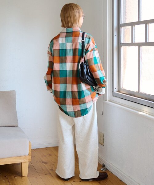 CIAOPANIC TYPY（チャオパニックティピー）の「【乾きやすい◎】ユニセックス/パナマ織り/袖配色/チェックシャツジャケット（シャツ/ブラウス・レディース・ベージュ/ピンク/ブラウン/グリーン・MEDIUM/LARGE）」の8枚目の写真