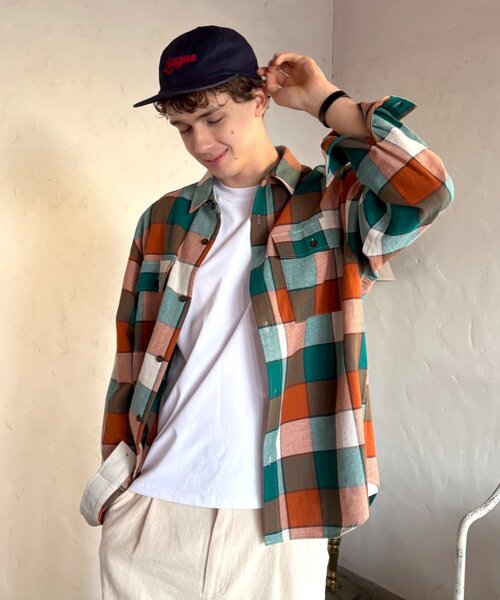 CIAOPANIC TYPY（チャオパニックティピー）の「【乾きやすい◎】ユニセックス/パナマ織り/袖配色/チェックシャツジャケット（シャツ/ブラウス・レディース・ベージュ/ピンク/ブラウン/グリーン・MEDIUM/LARGE）」の10枚目の写真
