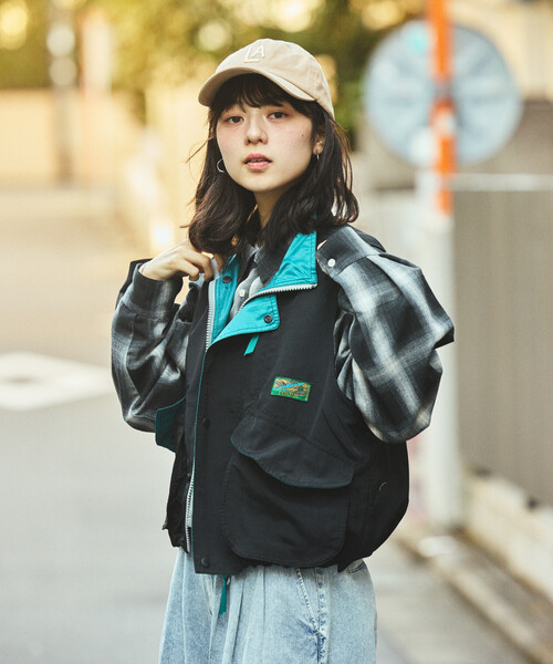 FREAK'S STORE(フリークスストア)の「Foxfire × FREAK'S STORE/フォックスファイヤー 別注 New Destination Vest Women's/ニュー デスティネーション ベスト(ベスト・レディース・ナチュラル/ピンク/ブラック・フリ-)」の11枚目の写真
