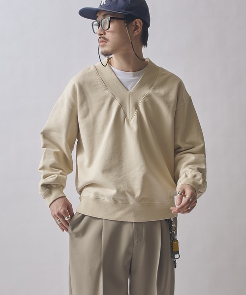 Lui's（ルイス）の「クリーンスノーウォッシュVネックスウェット（スウェット・メンズ・アイボリー/ブラック・S/M）」の9枚目の写真