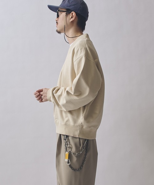 Lui's（ルイス）の「クリーンスノーウォッシュVネックスウェット（スウェット・メンズ・アイボリー/ブラック・S/M）」の10枚目の写真