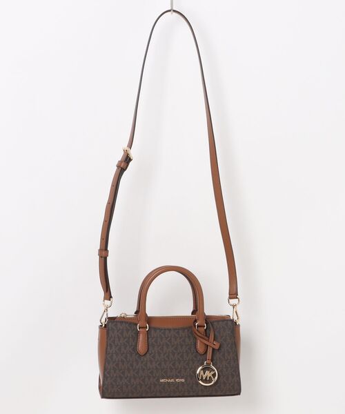 MICHAEL KORS(マイケルコース)の「ARDEN SM TZ MSGR クロスボディ(ショルダーバッグ・レディース・ブラウン・FREE)」の1枚目の写真