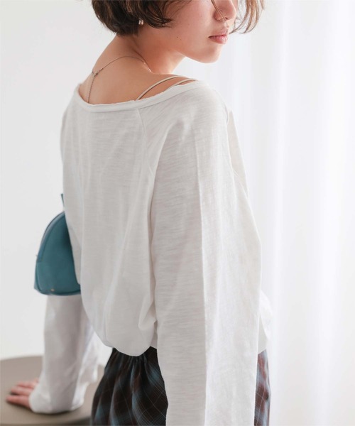 titivate(ティティベイト)の「ルーズロングスリーブカットソー(Tシャツ/カットソー・レディース・ネイビー/ライトグレー/ブルー/ライトイエロー/オフホワイト/ライトピンク・FREE)」の10枚目の写真