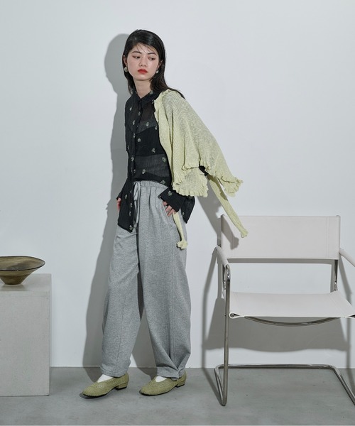 THE YOn（ザヨン）の「フェイクレザーヒールメッシュパンプス（パンプス・レディース・セージグリーン/ピンク/ホワイト・39/38/37）」の12枚目の写真