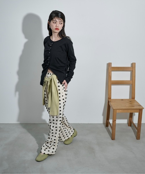 THE YOn（ザヨン）の「フェイクレザーヒールメッシュパンプス（パンプス・レディース・セージグリーン/ピンク/ホワイト・39/38/37）」の15枚目の写真