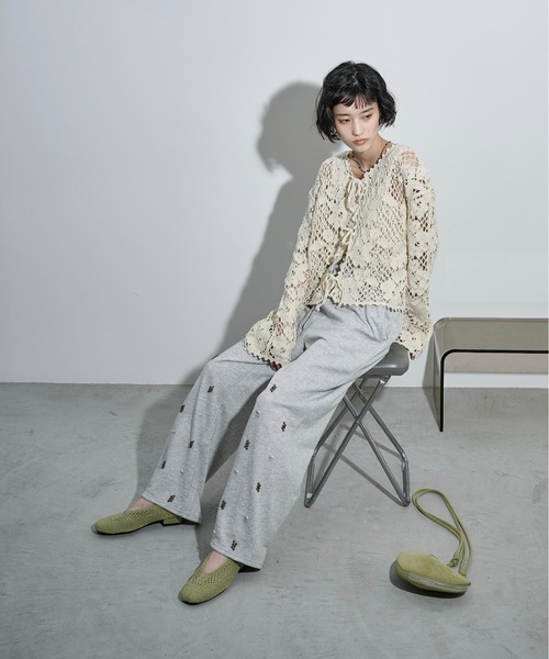 THE YOn（ザヨン）の「フェイクレザーヒールメッシュパンプス（パンプス・レディース・セージグリーン/ピンク/ホワイト・39/38/37）」の21枚目の写真
