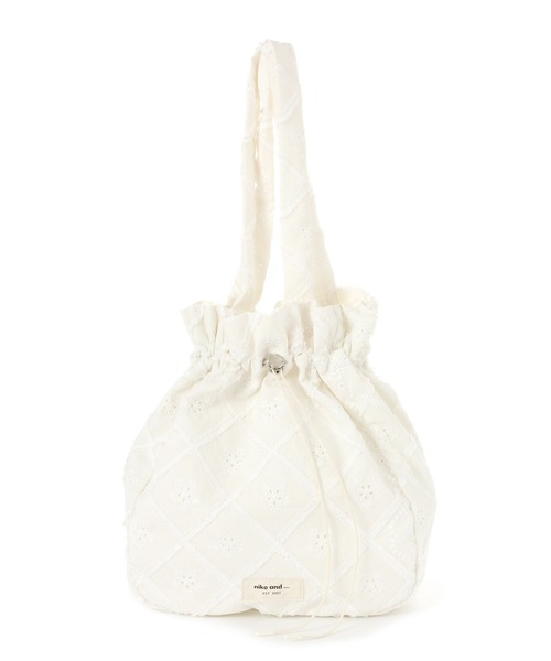 niko and...(ニコアンド)の「【A4サイズ収納可能】レーストートバッグ(トートバッグ・レディース・その他1/イエロー/ナチュラル/ブラック・0)」の3枚目の写真