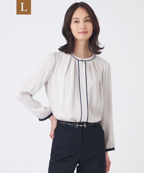 TRANS WORK（トランスワーク）の「【L】【ウォッシャブル】バックサテンジョーゼットブラウス（シャツ/ブラウス・レディース・ブルー/ベージュ/オフホワイト・46/44）」の2枚目の写真