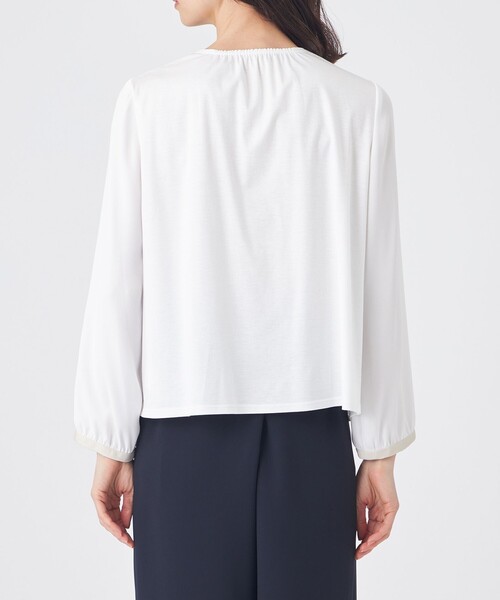 TRANS WORK（トランスワーク）の「【L】【ウォッシャブル】バックサテンジョーゼットブラウス（シャツ/ブラウス・レディース・ブルー/ベージュ/オフホワイト・46/44）」の10枚目の写真
