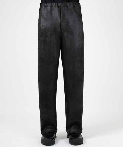 LAD MUSICIAN（ラッドミュージシャン）の「STRETCH FAUX LEATHER JERSEY STRAIGHT PANTS（スウェットパンツ・メンズ・ブラック・42/46/44）」の6枚目の写真