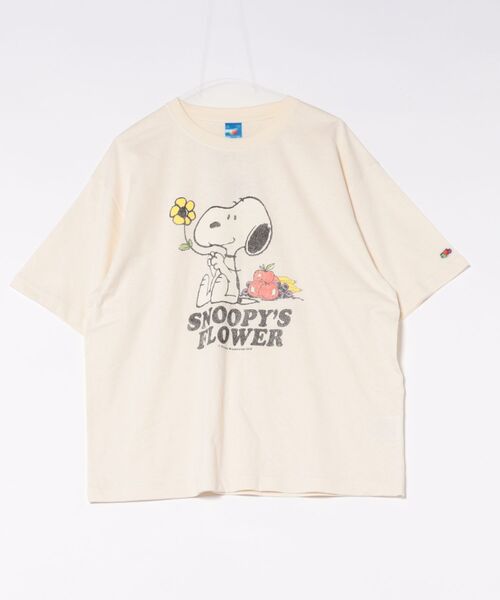 FRUIT OF THE LOOM(フルーツオブザルーム)の「FTL x PEANUTS 19/-スラブ天竺1 / ピーナッツ コラボ 半袖Tシャツ / SNOOPY'S FLOWER(Tシャツ/カットソー・メンズ・アイボリー/サックスブルー・S/M/L)」の1枚目の写真