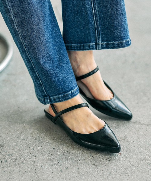 LEPSIM（レプシィム）の「ストラップミュールパンプス　647404（パンプス・レディース・シルバー/ブラック・LARGE/MEDIUM）」の2枚目の写真