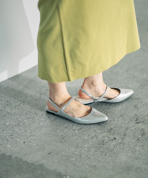 LEPSIM（レプシィム）の「ストラップミュールパンプス　647404（パンプス・レディース・シルバー/ブラック・LARGE/MEDIUM）」の6枚目の写真