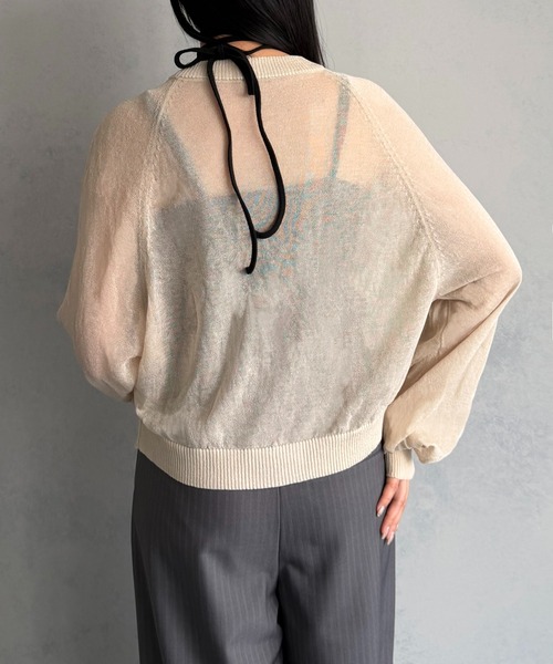 &g'aime(アンジェム)の「【&g'aime 】ホックフロントシアーカーディガン Hook-Front Sheer Cardigan(ニット/セーター・レディース・チャコールグレー/ブルー/アイボリー/ブラック・FREE)」の9枚目の写真
