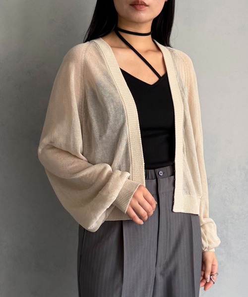 &g'aime(アンジェム)の「【&g'aime 】ホックフロントシアーカーディガン Hook-Front Sheer Cardigan(ニット/セーター・レディース・チャコールグレー/ブルー/アイボリー/ブラック・FREE)」の8枚目の写真