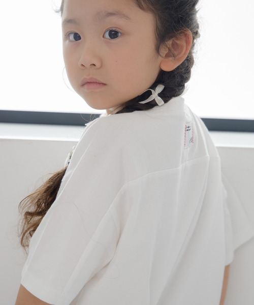 MAKE YOUR DAY（メイクユアデイ）の「無地とボーダーラウンド半袖Tシャツ■80～140cm（Tシャツ/カットソー・キッズ・サックスブルー/ブラック/オフホワイト/ブルー/ライム/イエロー・120/110/100/90/140/130/80）」の2枚目の写真