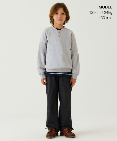 MUSINSA STANDARD KIDS（ムシンサスタンダードキッズ）の「オーバーサイズヘンリーネックスウェットシャツ[ミディアムグレー]（スウェット・レディース・その他・110/130/140/150/160/120）」の2枚目の写真