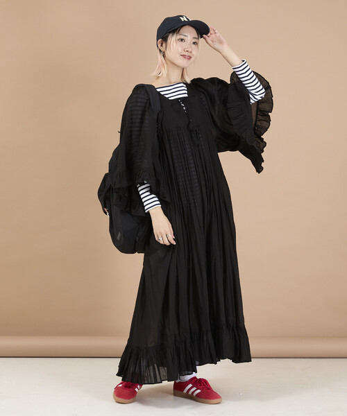 Freada(フリーダ)の「Freada/フリーダ インド スクエアネック フリルドレス(ワンピース・レディース・ブラック/レッド・ONE SIZE)」の9枚目の写真