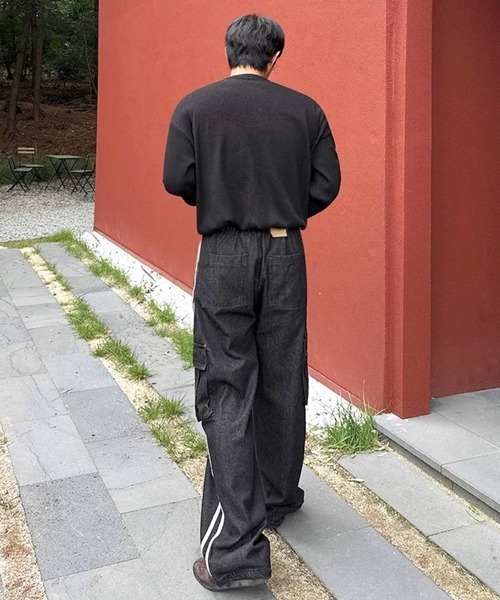 NOWLE（ノウル）の「【NOWLE】5ボタン サーマルテクスチャー リラックス ヘンリーネック 長袖Tシャツ（Tシャツ/カットソー・メンズ・ブラック/ホワイト/グレー・SMALL/MEDIUM/LARGE/X-LARGE）」の22枚目の写真